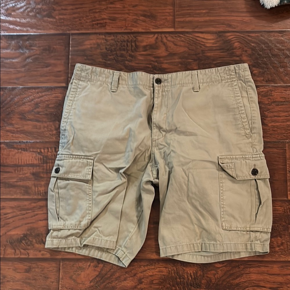 Dockers Tan Cargo Shorts Classic Style